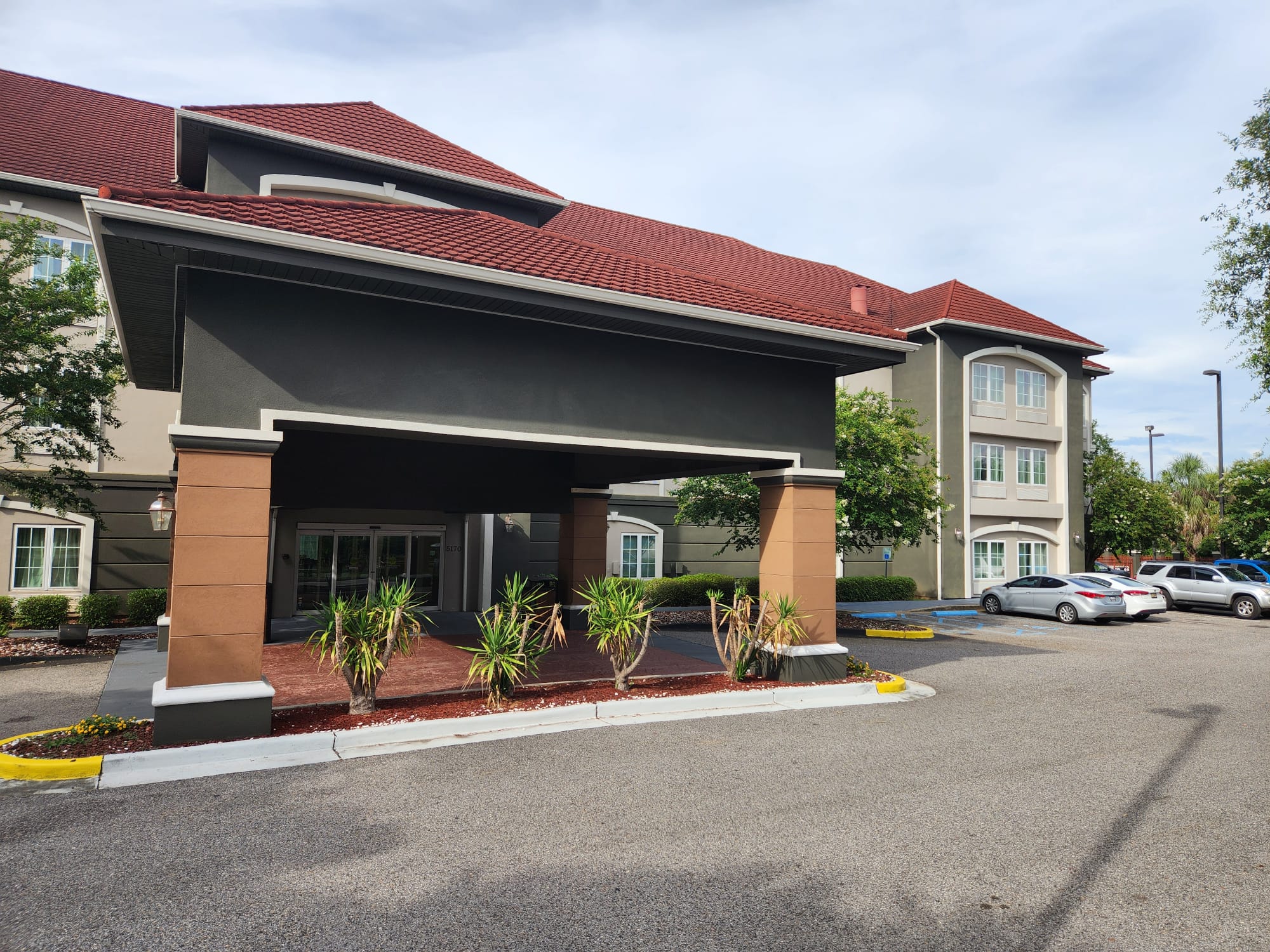  Stay Express Inn and Suites - Mobile AL